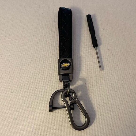 Chevrolet fob Keychain in Black leather NWT - Picture 1 of 4